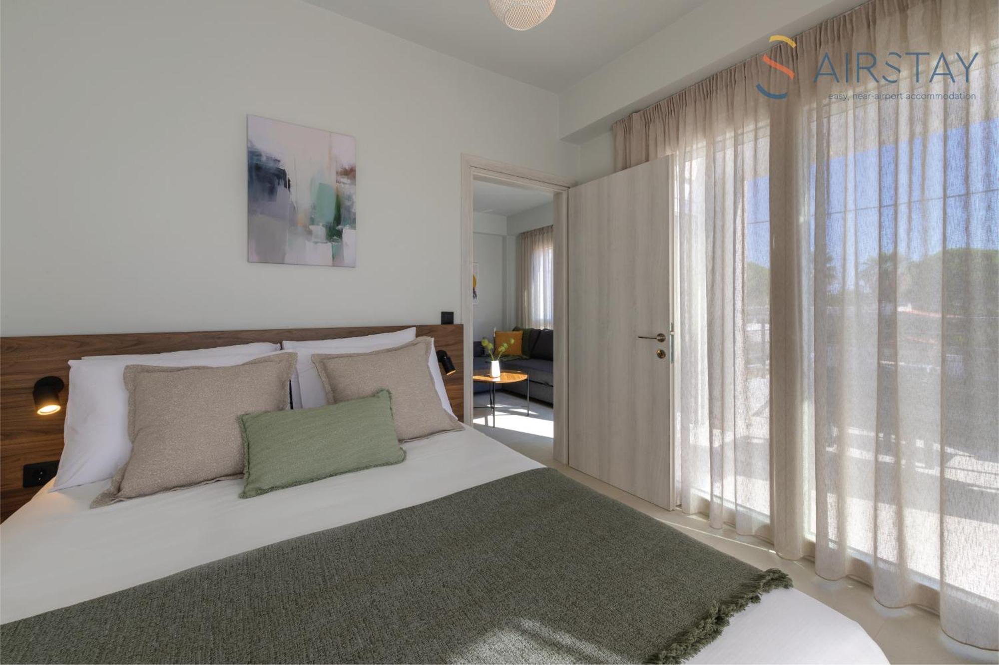 Komos Villas Airport By Airstay Artémida Eksteriør bilde